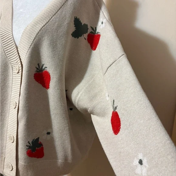 Cardigan Sweater strawberries women’s large originality long sleeve boxy - Picture 3 of 6